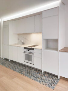 Reforma de vivienda vista de cocina